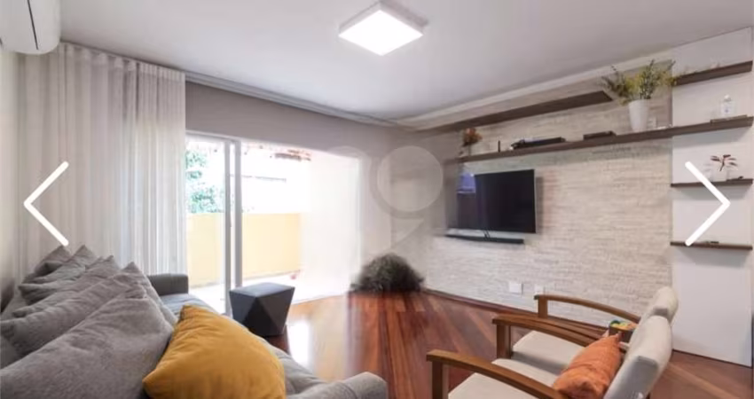 Condomínio com 3 quartos à venda em Vila Gumercindo - SP