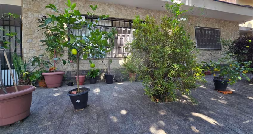 Casa térrea com 2 quartos à venda em Vila Pereira Barreto - SP