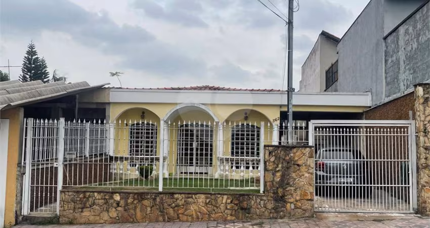 Casa térrea com 3 quartos à venda em Jardim Popular - SP