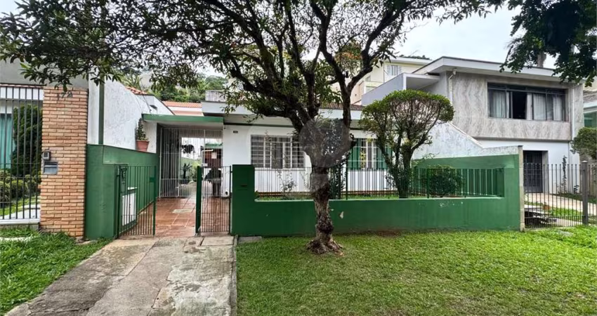 Casa térrea com 2 quartos à venda em Vila Albertina - SP