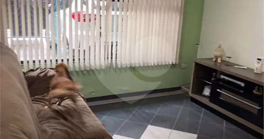 Casa com 4 quartos à venda em Vila Dalila - SP