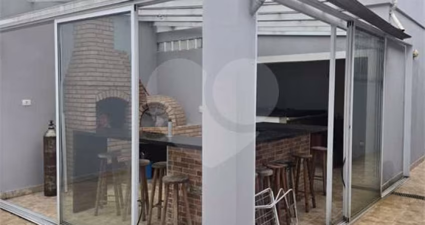 Sobrado com 3 quartos à venda ou para locação em Vila Santa Terezinha (zona Norte) - SP