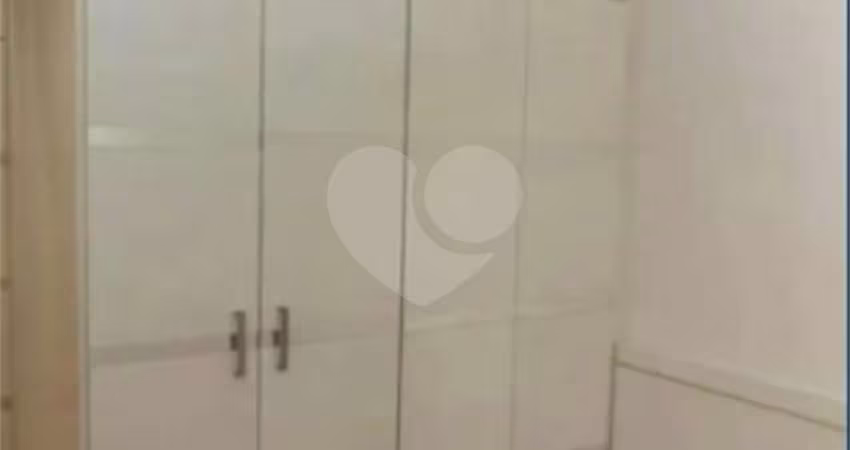 Apartamento com 1 quartos à venda em Bela Vista - SP