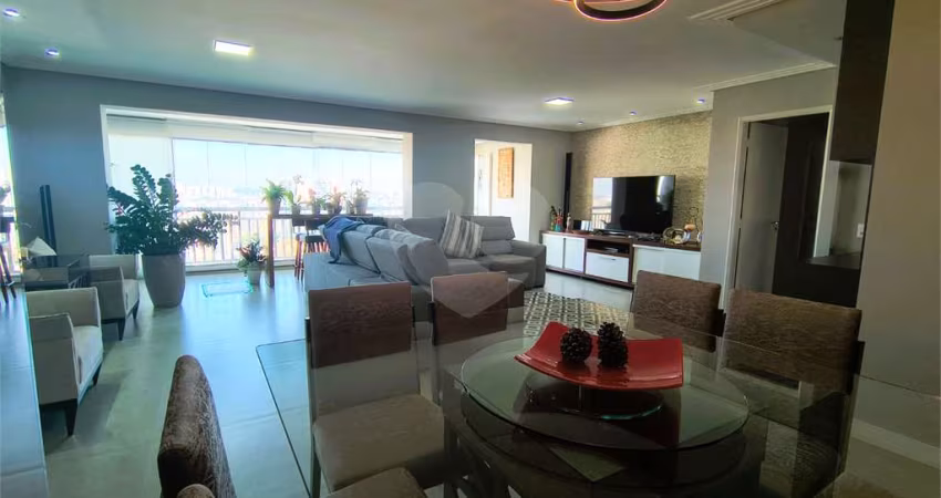 Apartamento com 3 quartos à venda em Lar São Paulo - SP