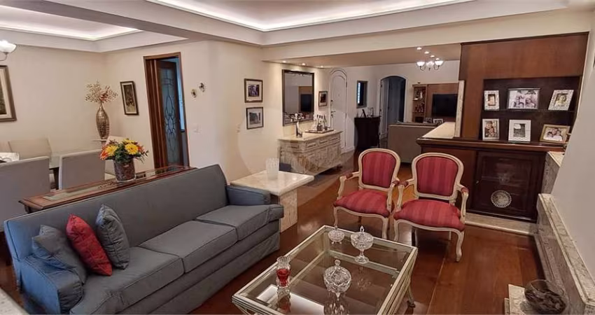 Apartamento com 3 quartos à venda em Campo Belo - SP