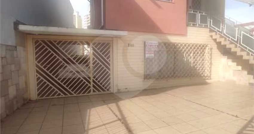 Casa com 2 quartos à venda ou para locação em Chora Menino - SP