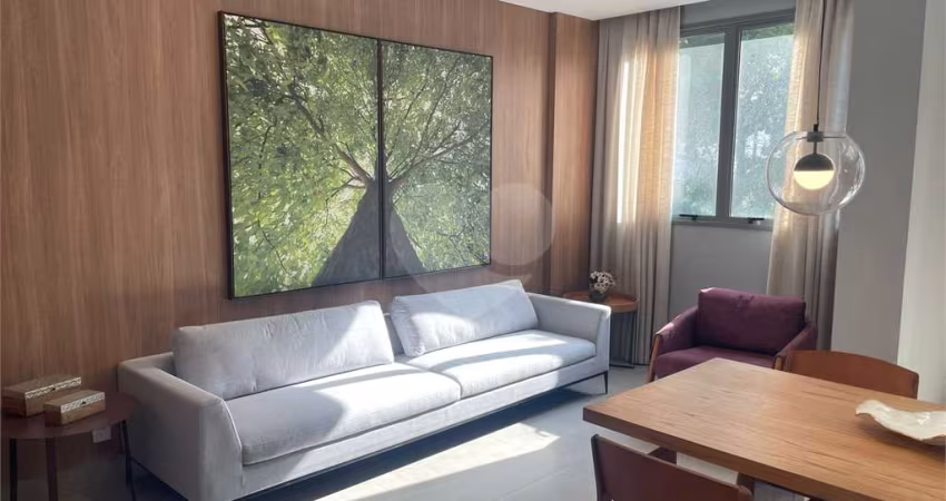 Apartamento com 2 quartos à venda em Santo Amaro - SP