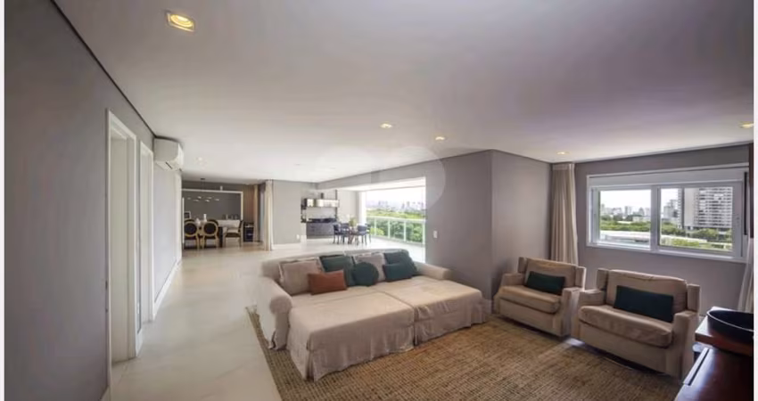 Apartamento com 5 quartos à venda em Água Branca - SP