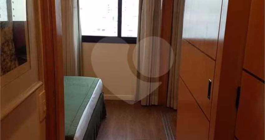 Apartamento com 3 quartos à venda em Vila Morumbi - SP