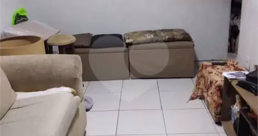 Casa com 3 quartos à venda na Crisipo, Campo Limpo, São Paulo