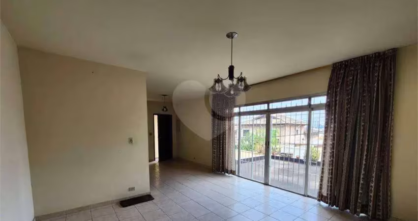 Casa com 3 quartos à venda na Rua Fernando Caldas, Butantã, São Paulo