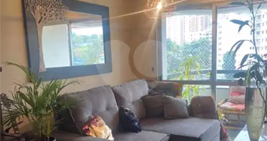 Apartamento com 3 quartos à venda na Rua Doutor Zuquim, Santana, São Paulo