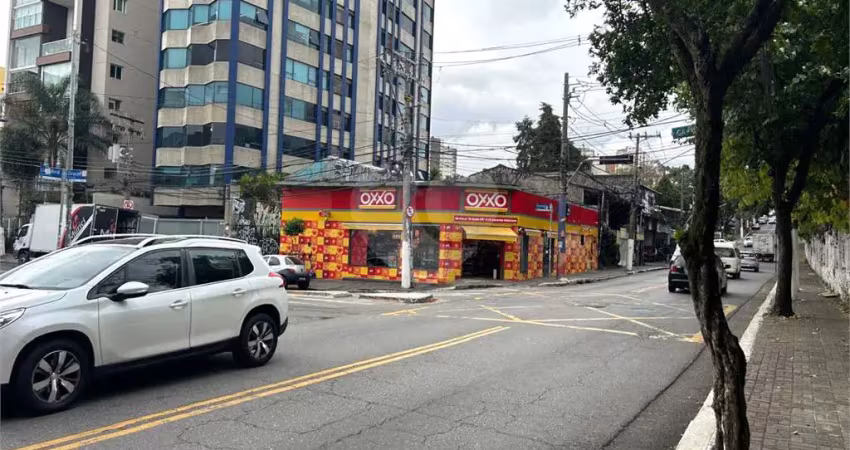 Barracão / Galpão / Depósito à venda na Rua Girassol, Vila Madalena, São Paulo