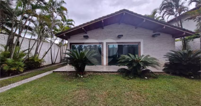 Casa com 3 quartos à venda ou para locação em enseada - sp