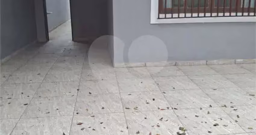 Casa com 2 quartos à venda na Rua Puri, Tupi, Praia Grande