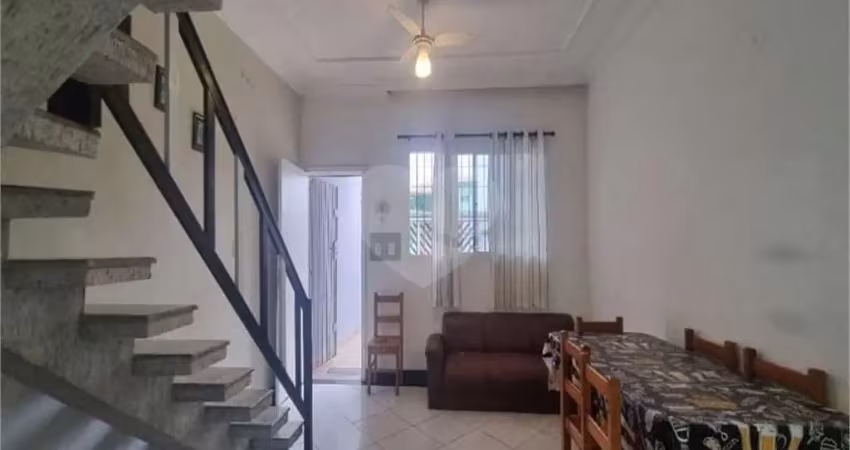 Casa com 2 quartos à venda na Rua Catarina Bandieira, Vila Caiçara, Praia Grande