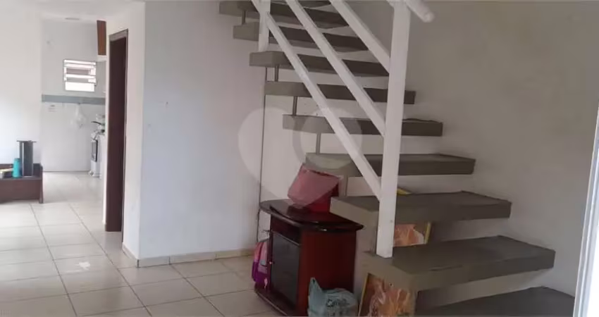 Casa com 2 quartos à venda na Noel Rosa, Solemar, Praia Grande