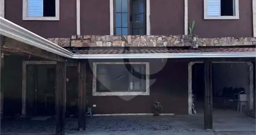 Casa com 4 quartos à venda na Thereza Bastos De Oliveira, Jardim Quietude, Praia Grande