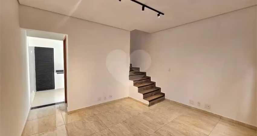 Casa em condomínio fechado com 2 quartos à venda na Rua Monte Castelo, Campo da Aviação, Praia Grande