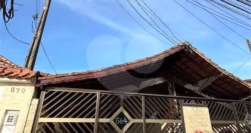Casa com 3 quartos à venda na Rua Guaranis, Tupi, Praia Grande