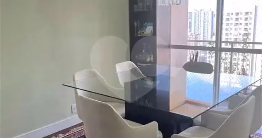 Apartamento com 3 quartos à venda na Rua Ibituruna, Saúde, São Paulo