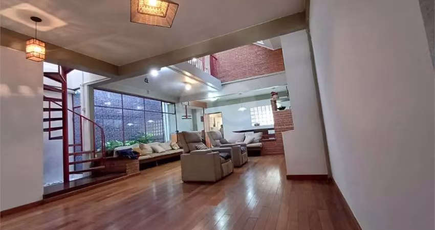 Casa com 3 quartos à venda na Avenida Diederichsen, Jabaquara, São Paulo