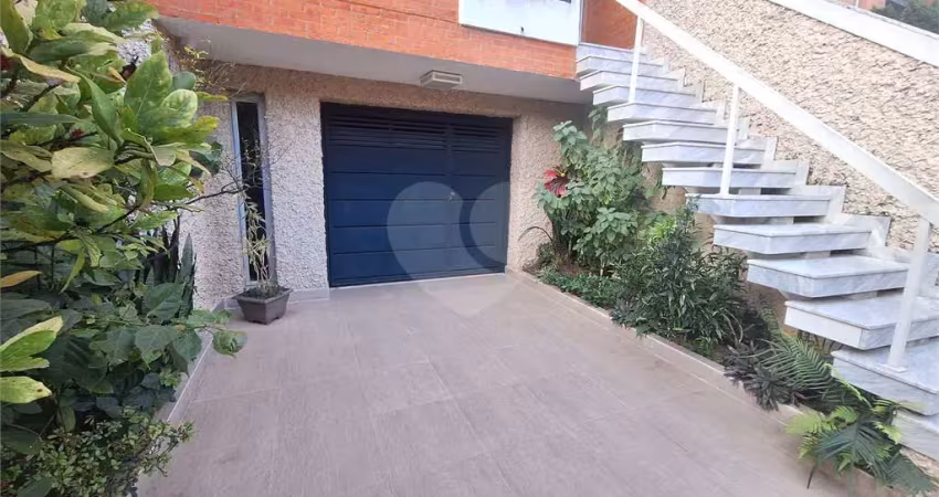 Casa com 4 quartos à venda na Rua Diva da Silva, Vila Guilherme, São Paulo
