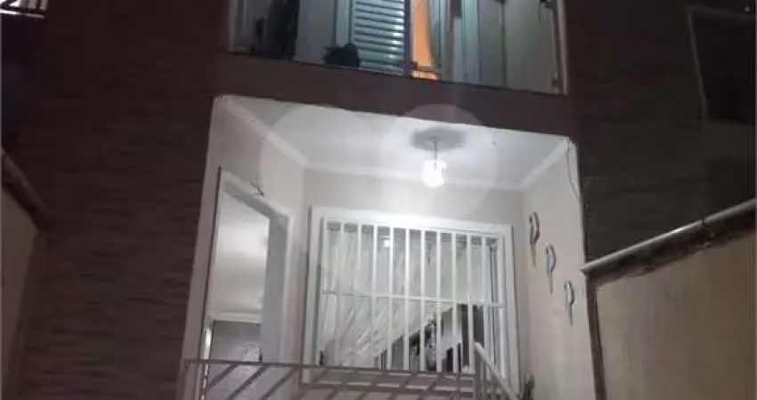 Casa com 3 quartos à venda na Rua Angeja, Itaquera, São Paulo