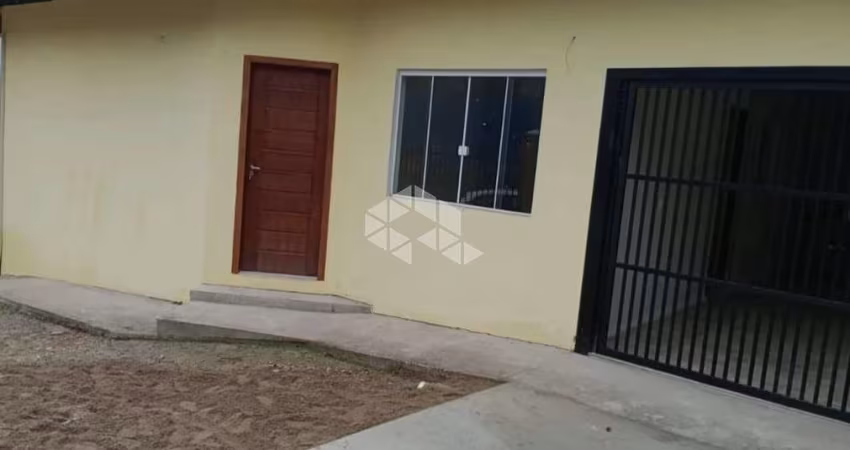 CASA A VENDA COM 3 QUARTOS, SENDO 1 SUÍTE, EM RUA TRANQUILA SEM SAÍDA NO BOM RETIRO