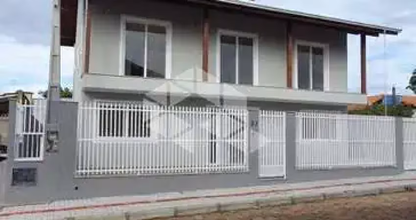 CASA A VENDA COM 4 SUÍTES EM BARRA VELHA