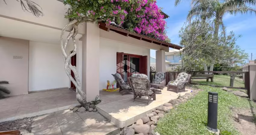 Casa com 4 quartos à venda na Rio Da Várzea, 1325, Centro, Xangri-Lá