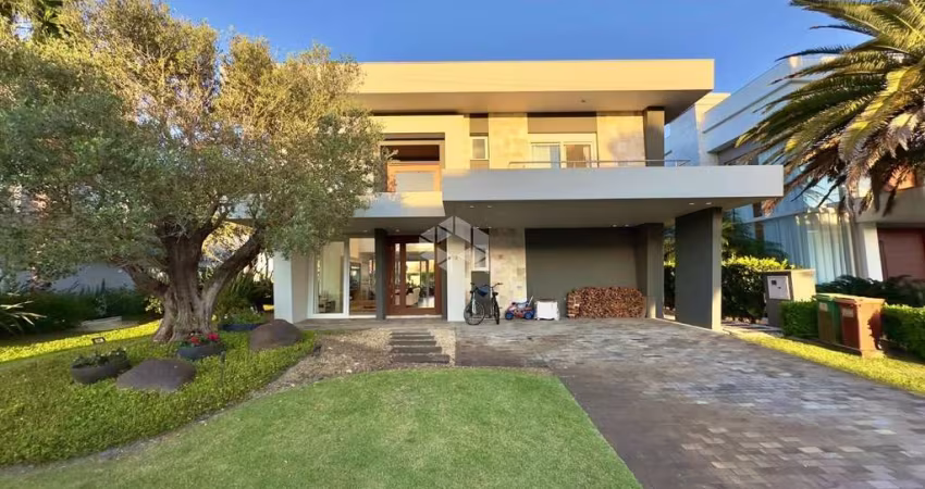 Casa em Condomínio à venda no Enseada, Xangri-Lá, com 5 quartos (5 suítes)