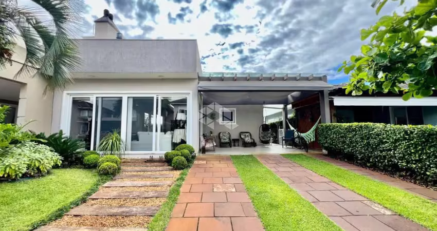Casa térrea condomínio atlântico villas club em osório