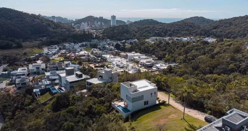 Terreno em condomínio 985m2 alto padrão