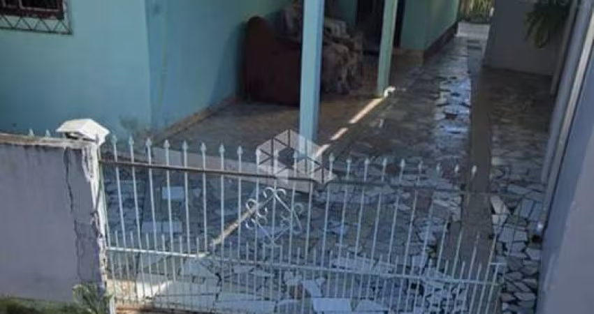 Terreno com kitnets área total 331m² no bairro da Barra em Balneário Camboriú
