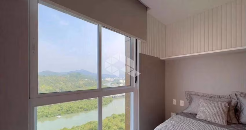 APARTAMENTO 4 DORMITÓRIOS ANDAR ALTO BARRA SUL