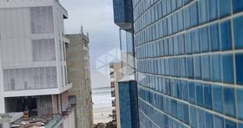 Apartamento Quadra Mar, 2 quartos, 1 suite, 1 vaga, Reformado