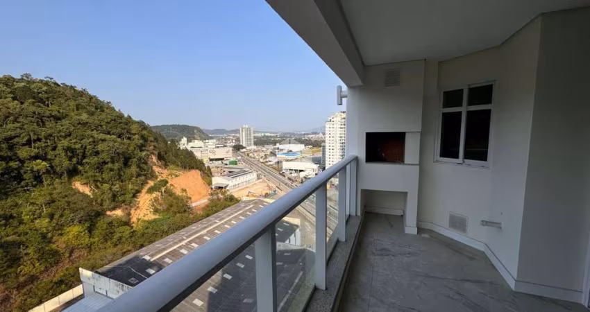 Apartamento  2 quartos, sendo 1 suítes com 2 vagas de garagem. Localizado no bairro Ressacada em Itajaí