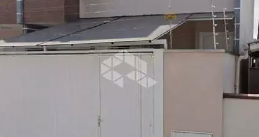 Sobrado 3 dormitórios e 2 vagas no bairro tabuleiro em Camboriú