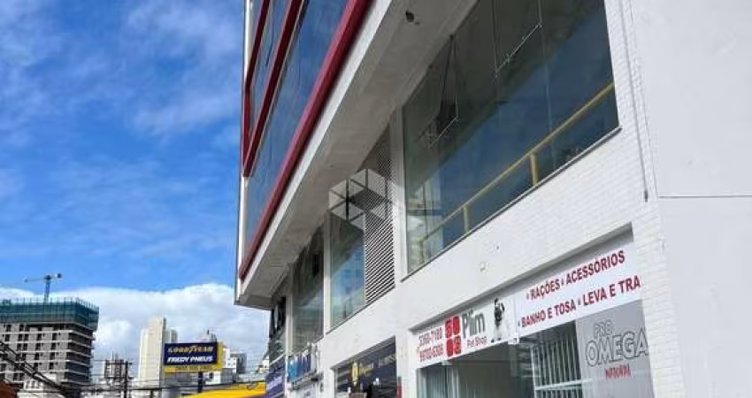 Sala Comercial a Venda, com 90,53 m2, 1 vaga garagem