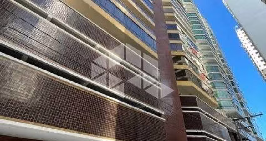 Apartamento, 3 quartos, 3 suites, 1 vaga garagem, 223 m2 privativo