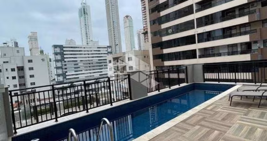 Apartamento Garden 3 suítes mobiliado com Piscina no Centro de Balneário Camboriú