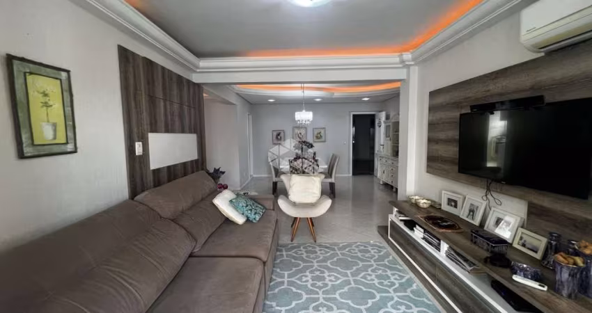 Apartamento 3 Dormitórios , sendo 1 Suíte e 1 Vaga de Garagem