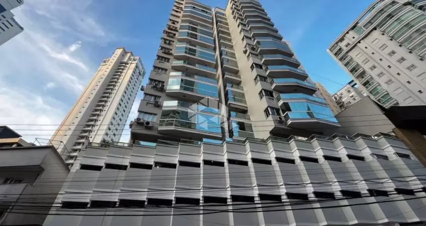 Apartamento com 3 quartos à venda na Avenida Brasil, 151, Centro, Balneário Camboriú
