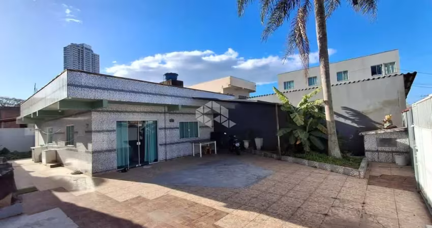 Casa em condomínio fechado com 2 quartos à venda na Campos Novos, 950, Municípios, Balneário Camboriú