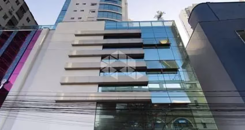 Apartamento 04 dormitórios , 04 suítes e 04 vagas de garagem