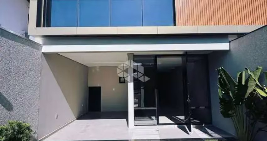 Geminado com 3 quartos , 3 suítes e 2 vagas de garagem