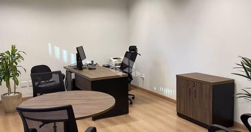 SALA COMCIAL COM 24m² NO BAIRRO AUXILIADORA.