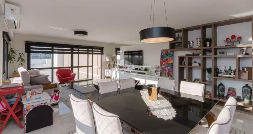 Cobertura com 3 suítes e 4 vagas de garagem, 384 m2