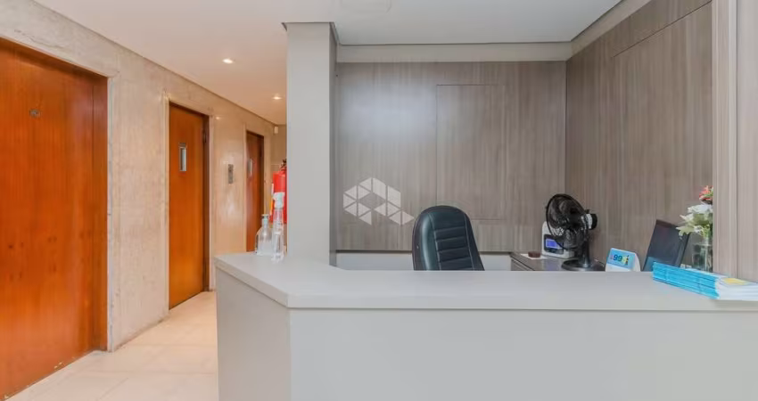Excelente Clínica Médica, em andar inteiro, 321 m², 7 vagas de garagem no bairro  Moinhos de Vento